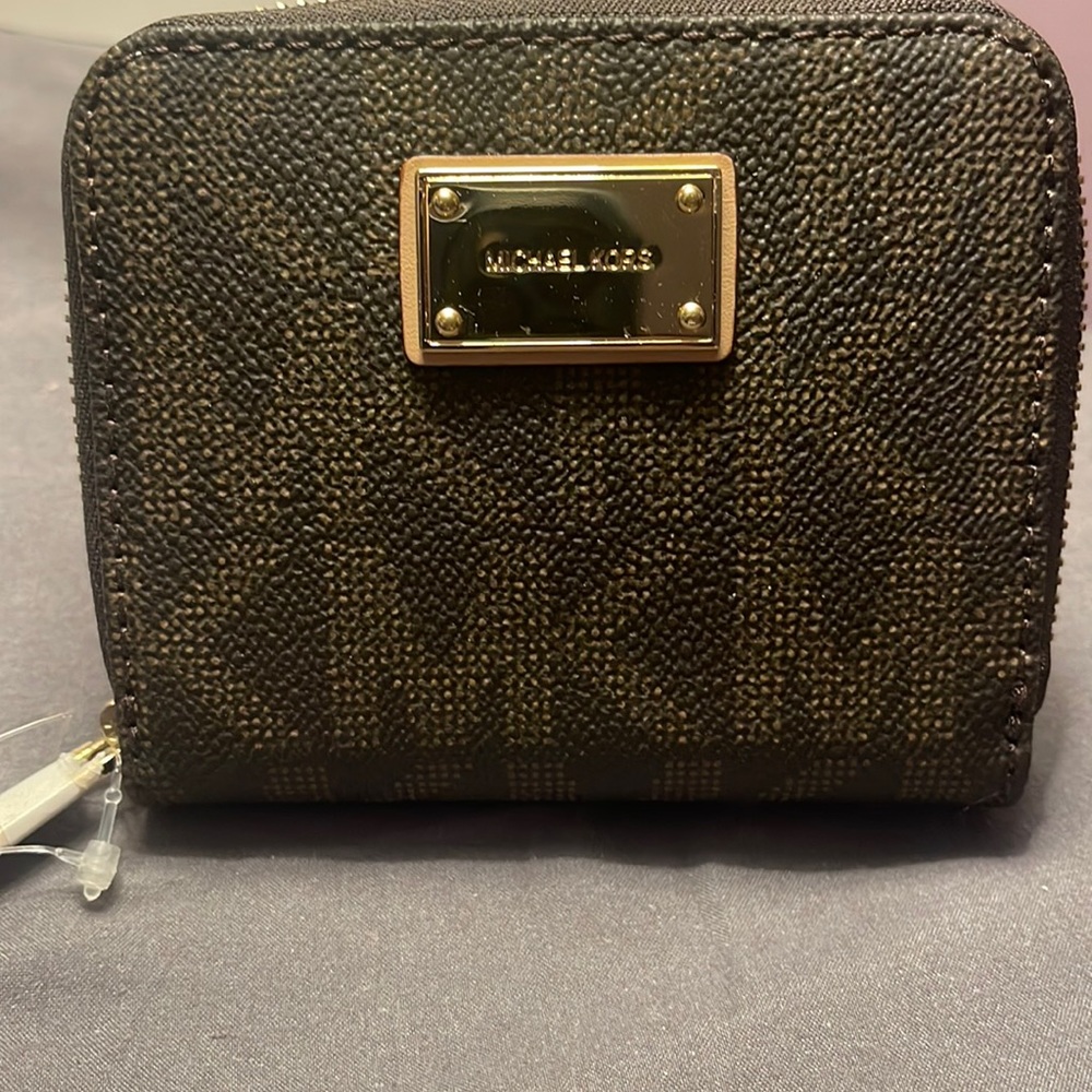 Micheal Kor wallet